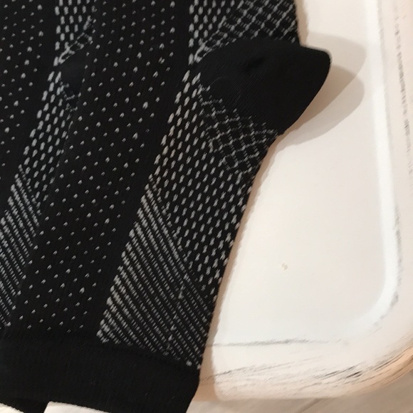 One compress Anti Fatique foot sleeves - Picture 2 of 4